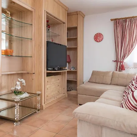 Solluna Villa *